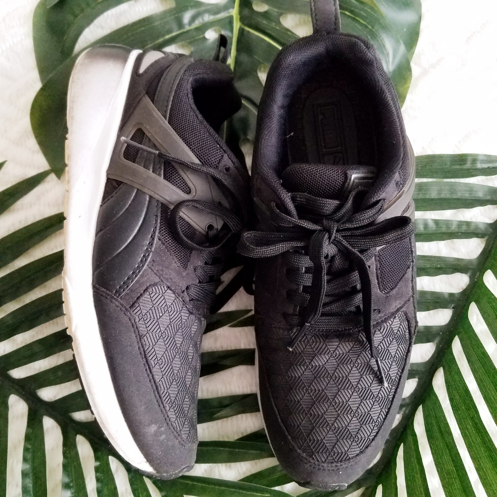 PUMA 8 Black White Running Sneakers Shoes Training